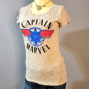 Womens Captain Marvel Gray Short Sleeve Graphic Tee